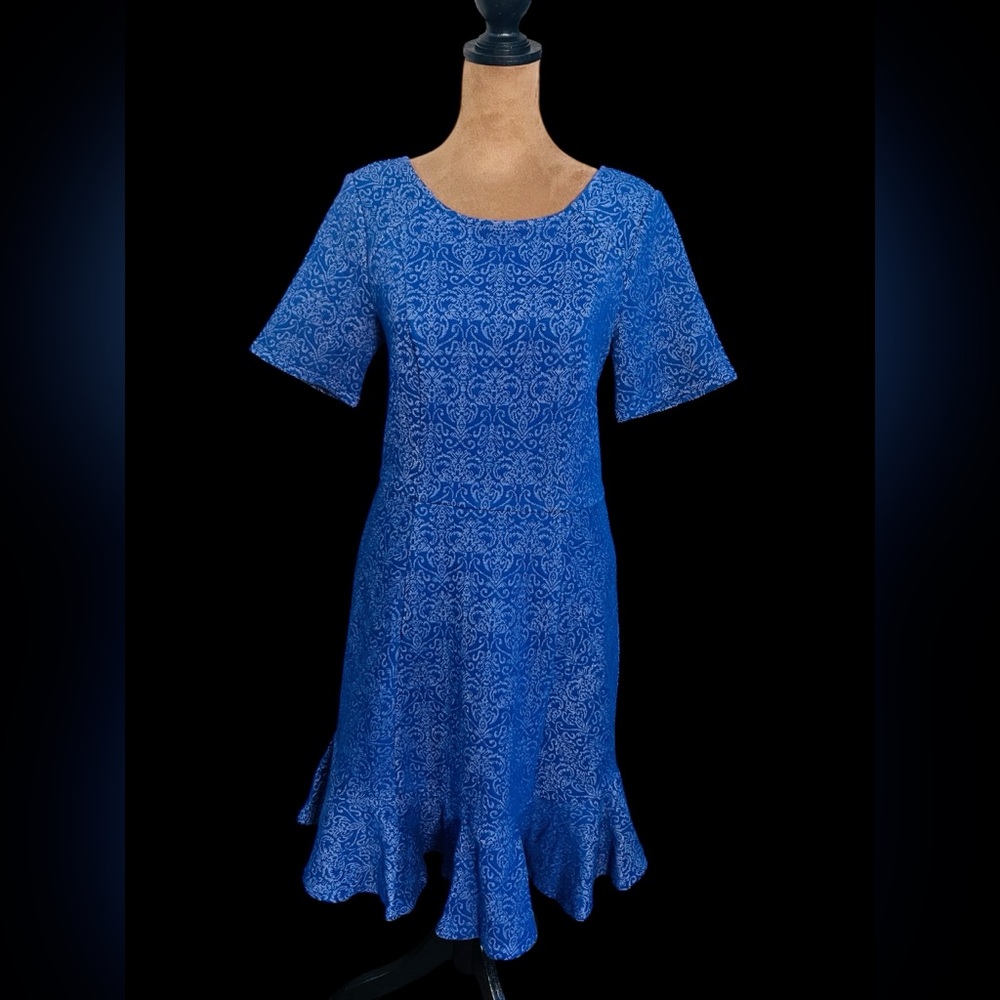 NWT Sz 8 y Flounced Sheath dress by HD in Paris